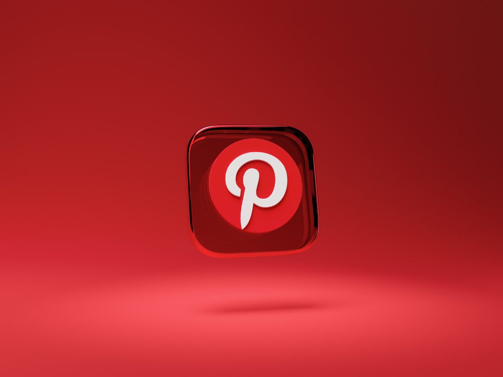 Pinterest Green Queen