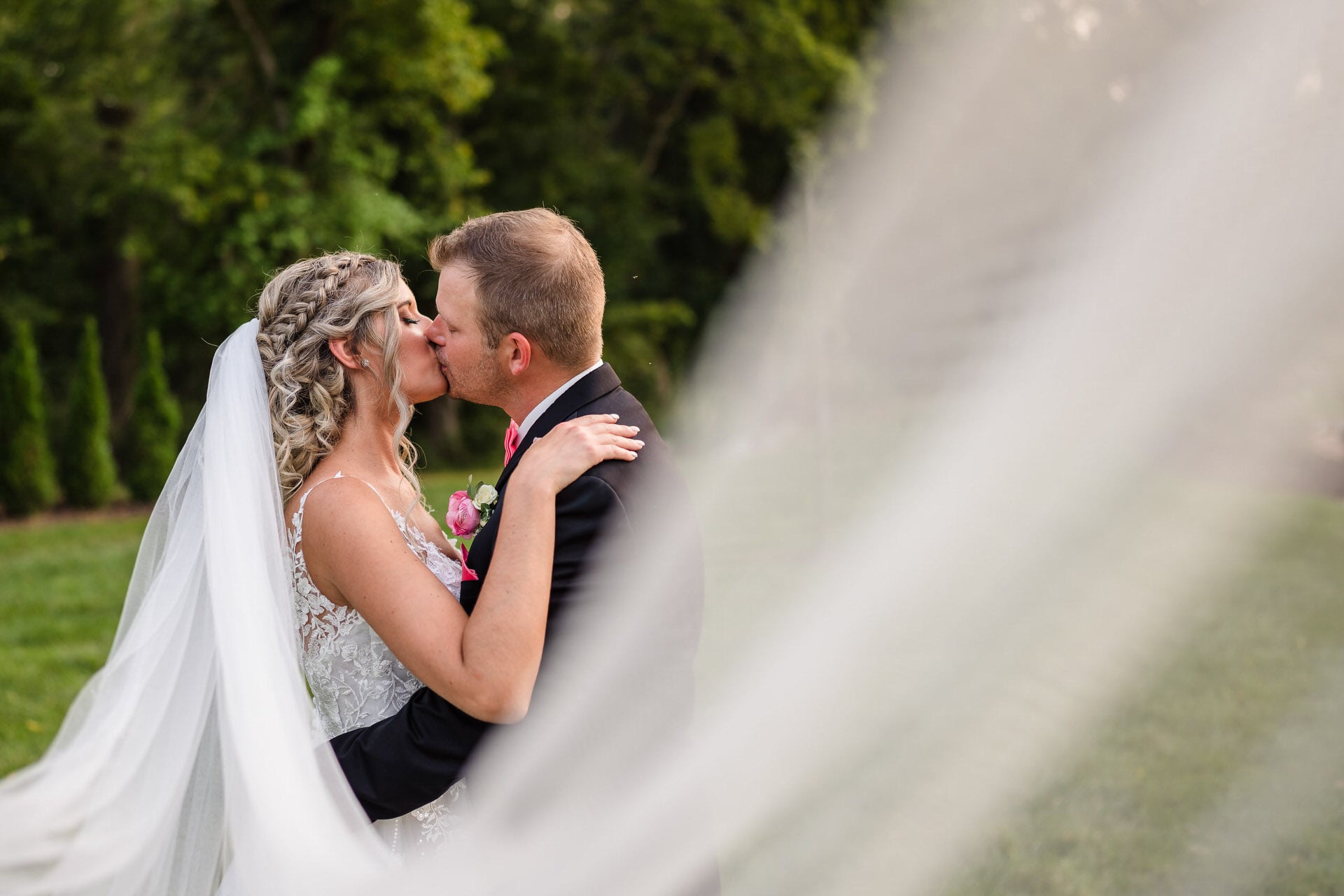 Knotting Hills Wedding Venue Pevely MO (3)