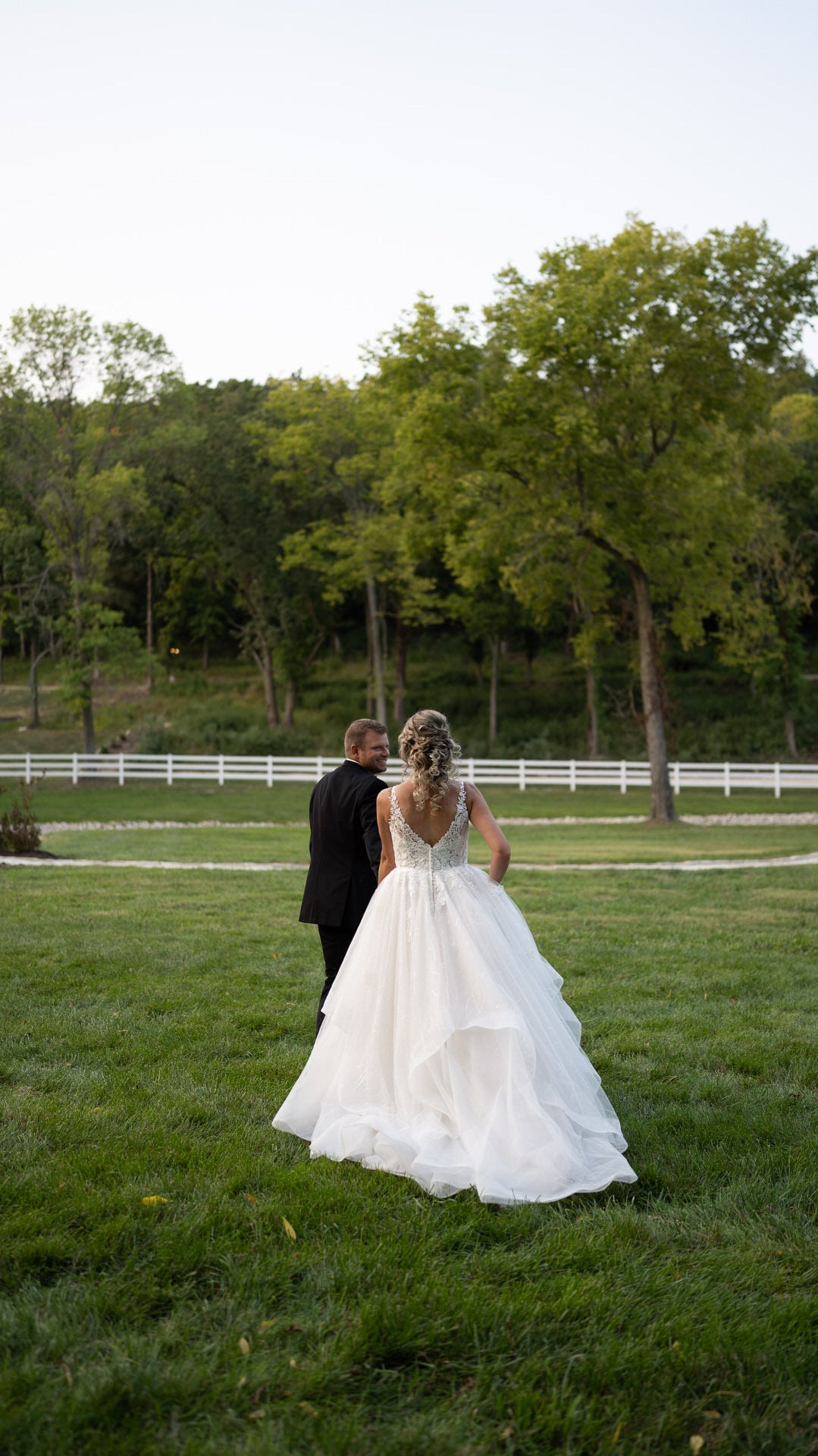 Knotting Hills Wedding Venue Pevely MO